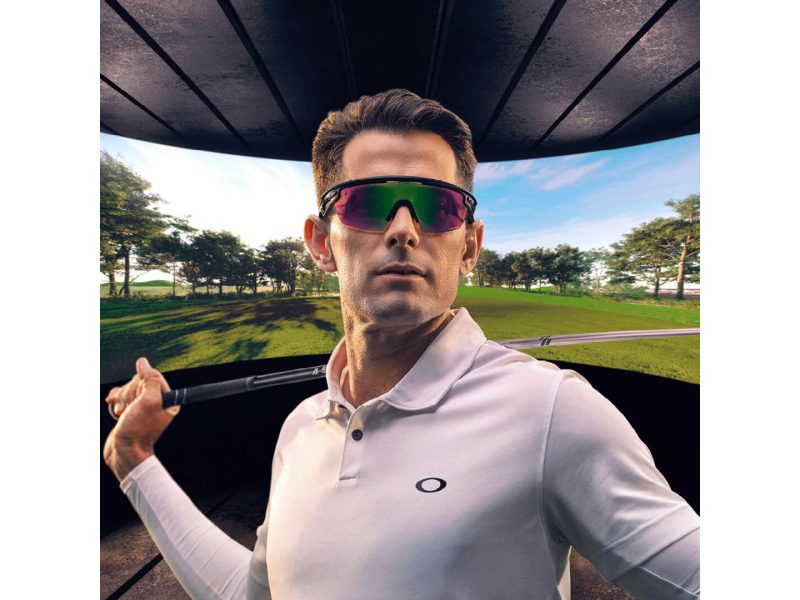 Oakley Sphaera OO 9403 06 136 Occhiali da Sole